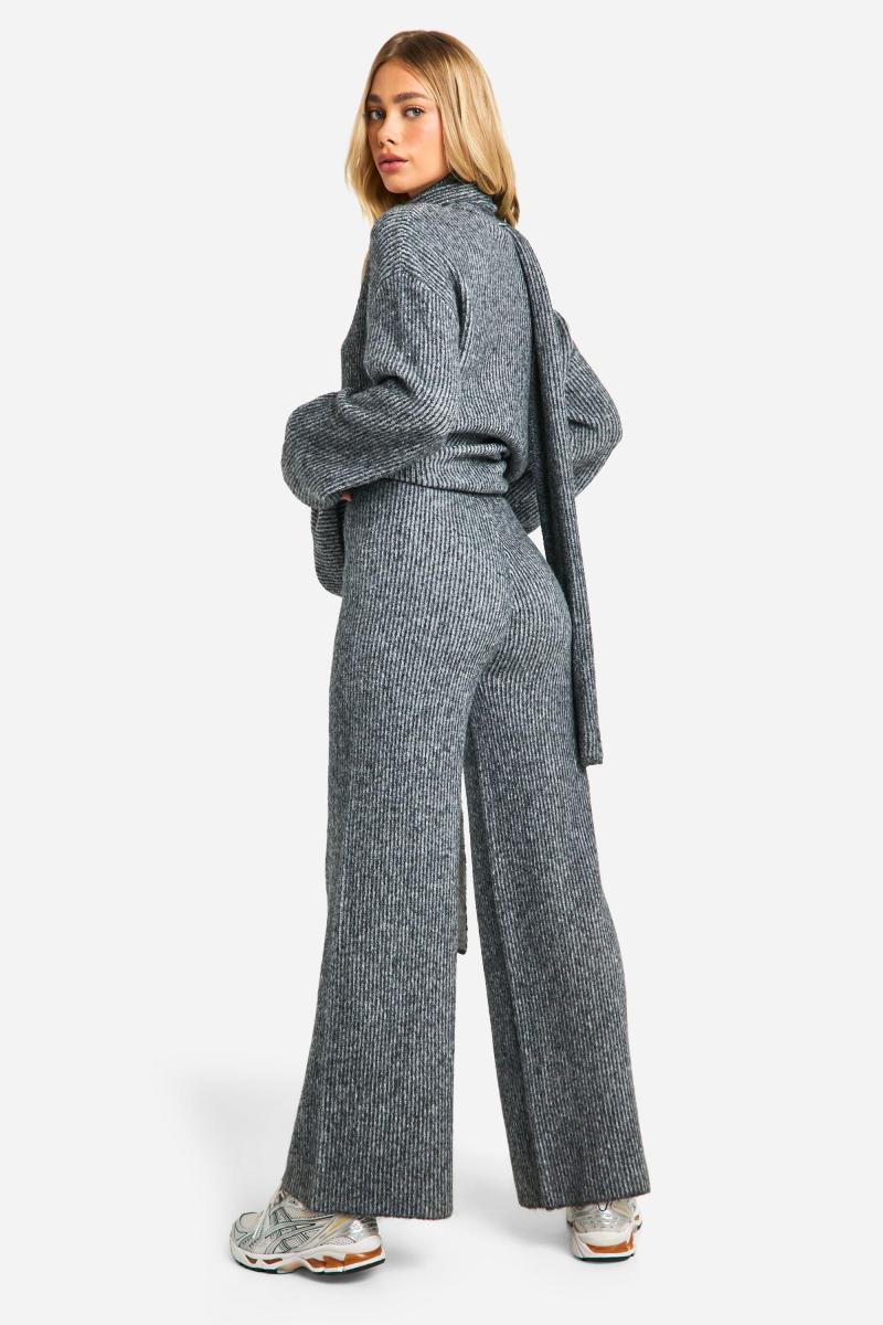 Широкі трикотажні брюки з м’якої в’язки