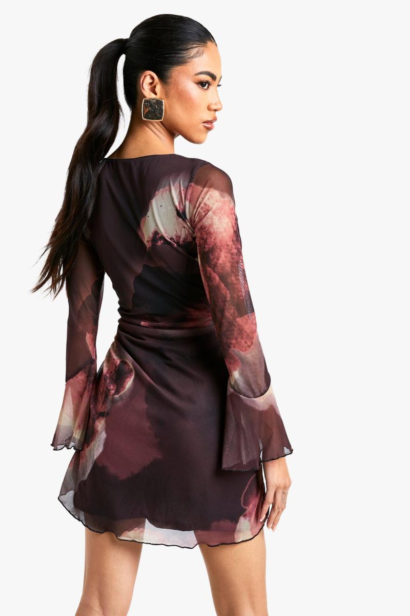 Міні-сукня з квітковою сіткою