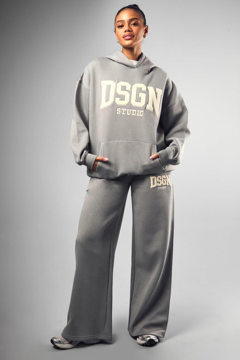 Dsgn Collegiate Toweling Slogan Straight Leg Jogger