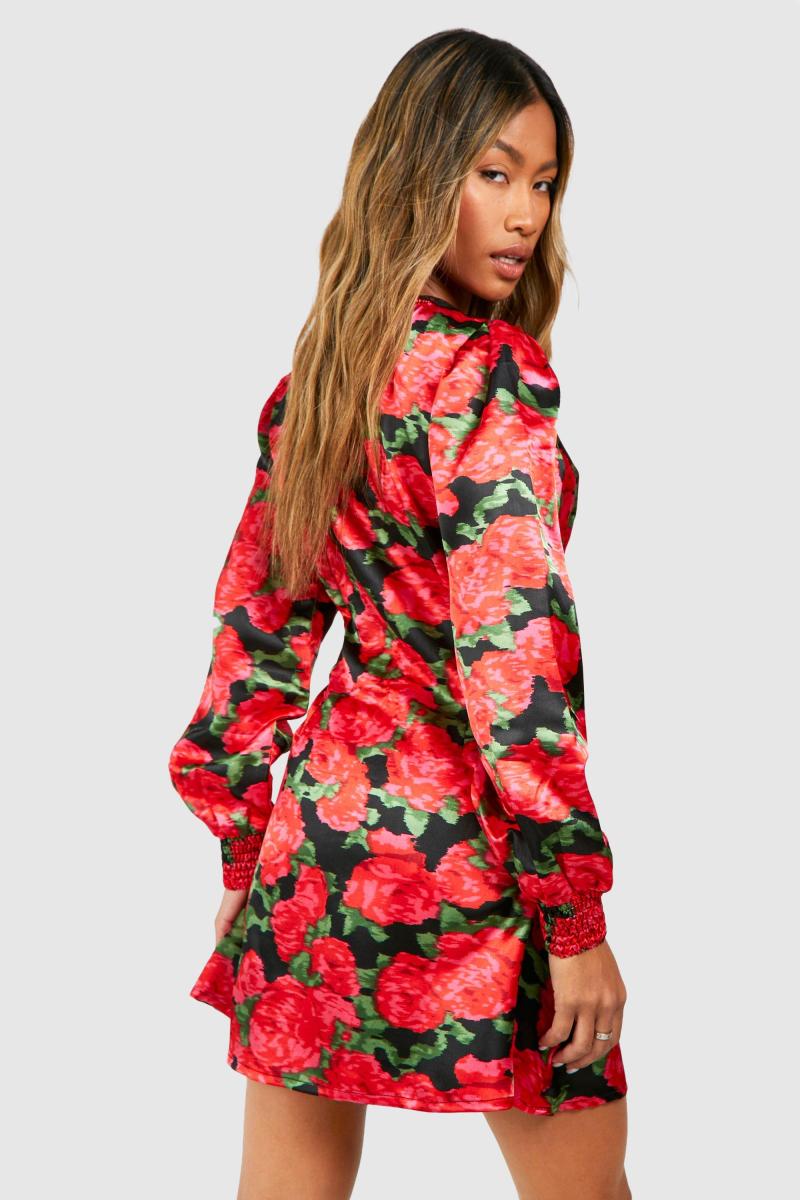 Сукня-компакт з квітковим мереживним оздобленням