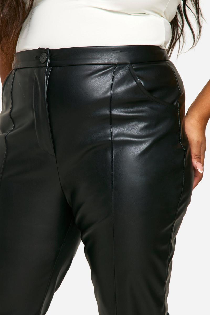 Плюс приталені поліуретанові штани зі швами