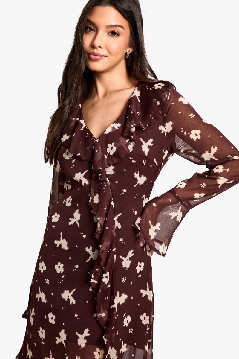 Темна квіткова сукня мідаксі