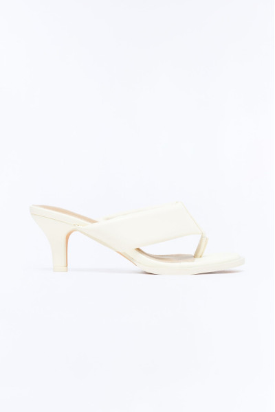 Босоніжки-в'єтнамки Cardinal з підбором-кітенхіл