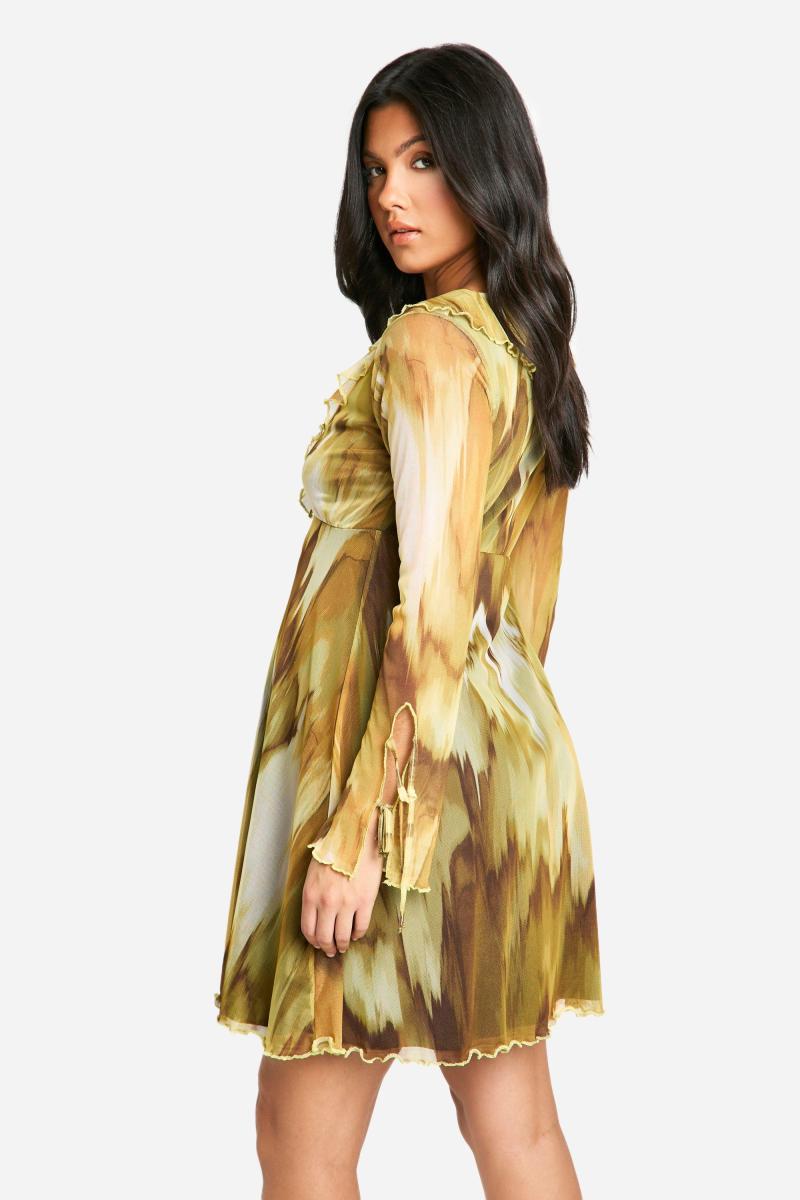 Материнська сітка абстрактна деталь для руйнування деталі з довгими рукавами міні -сукня