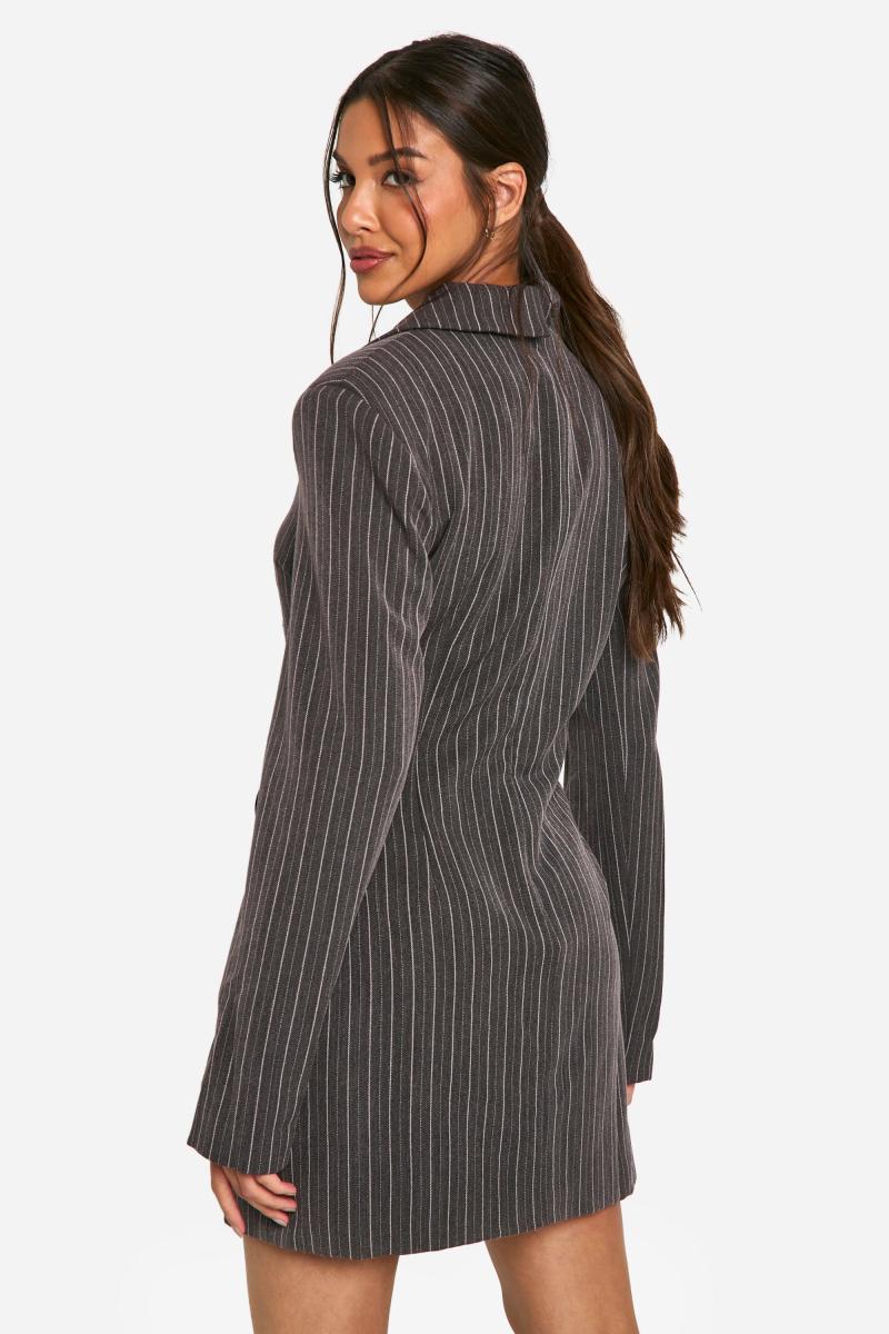 Сукня з блейзера шнурка