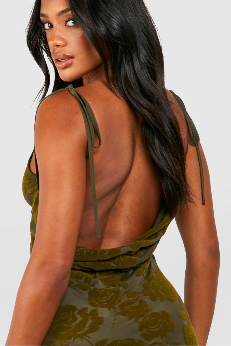 Максі-сукня Devore з квітковим ковпаком