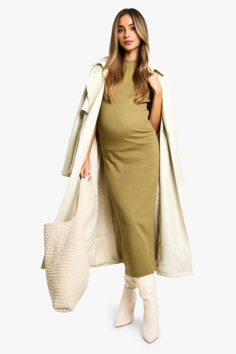 Основна сукня для материнської гонщика з високою шиєю